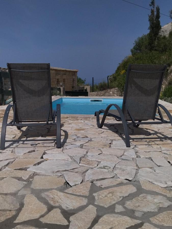 Villa Serenity Vóvikes Екстериор снимка