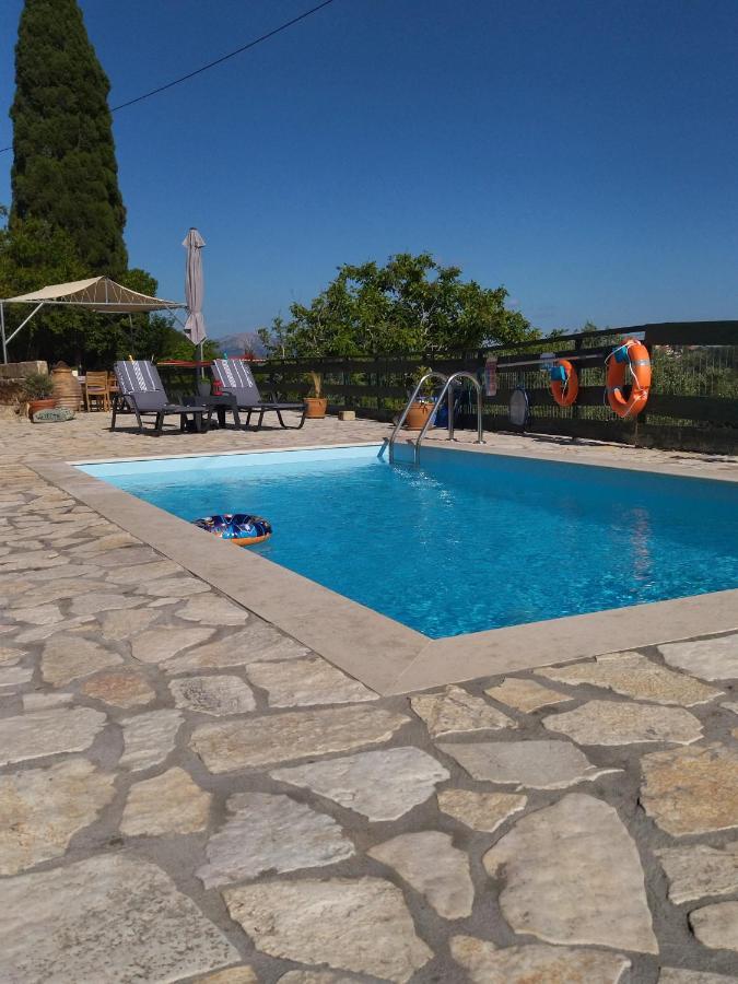 Villa Serenity Vóvikes Екстериор снимка